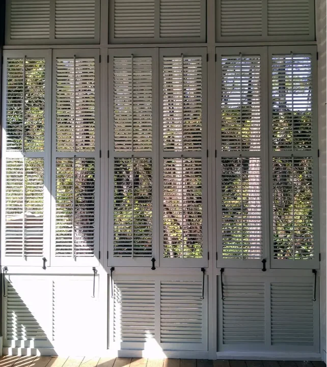 porch.movablelouver.porch.exterior