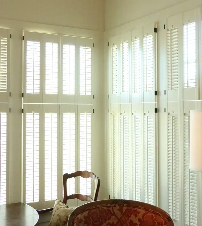 accordian-shutterset-white-window-interior-4