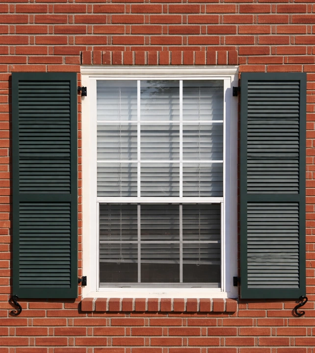 Standard Fixed Lovuer-2 Sections-Rail Placement-Black