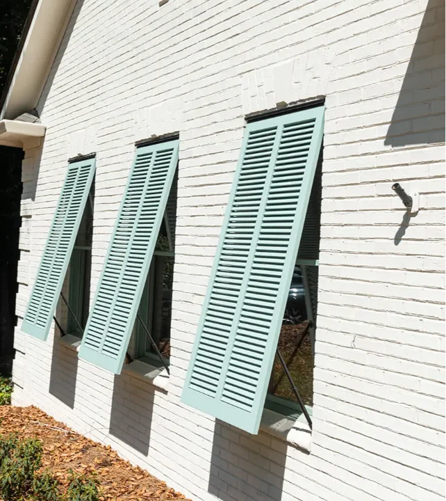 Designline Fixed Louver Bahama No Center Rail 1 Substile Green 3