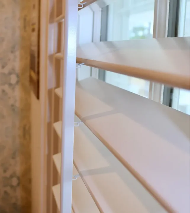 Movable Louver