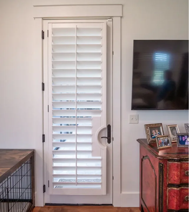Interior-Movable-Louver-3.5-Louver-No-Center-Rail-Lever-Handle-Cutout