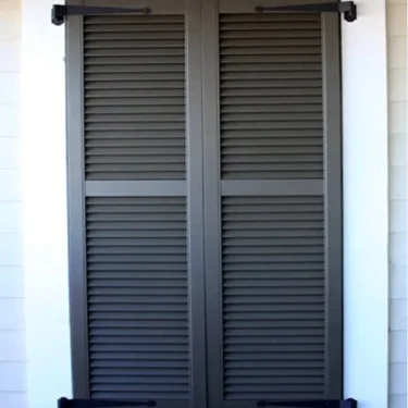 Heavy Duty Fixed Louver 2 Sections Closed Black