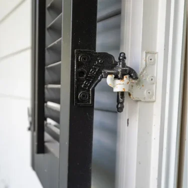 Heavy Duty Fixed Louver-False-Control-Rods-Acme-Hinge-1