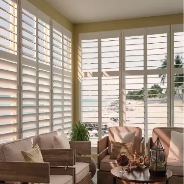 SHPOL_SUNROOM_4.5_FRAME_Z_REARTILT_COTTON