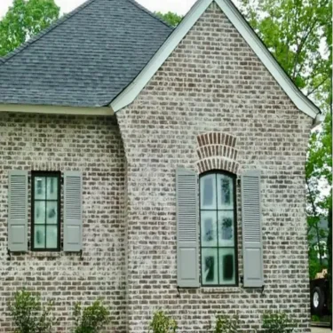 combination.exterior.gray.window.arch