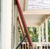 ext.bahama.red.porch